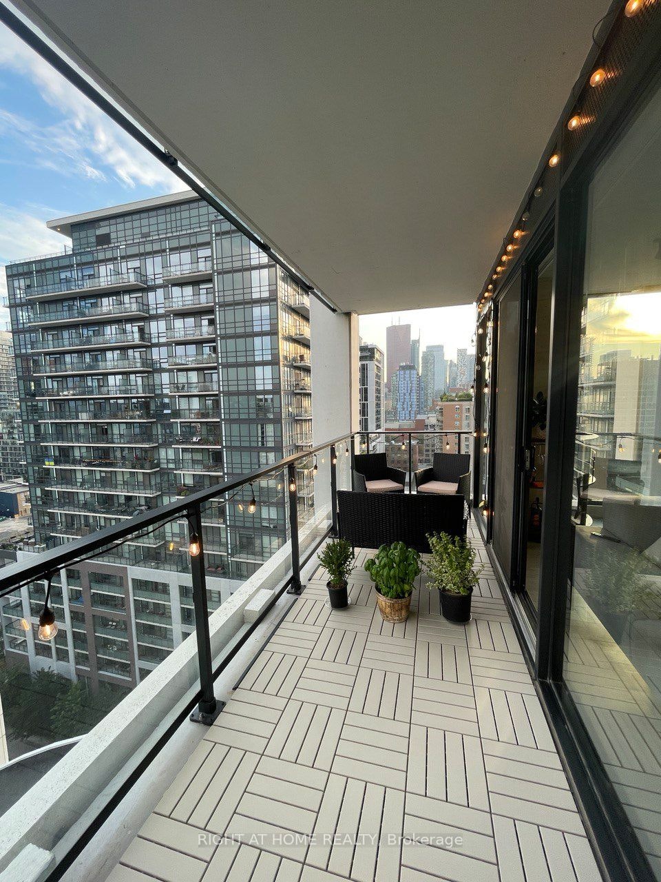 1308-55 Ontario Street, Toronto, ON, M5A 0T8 - 4