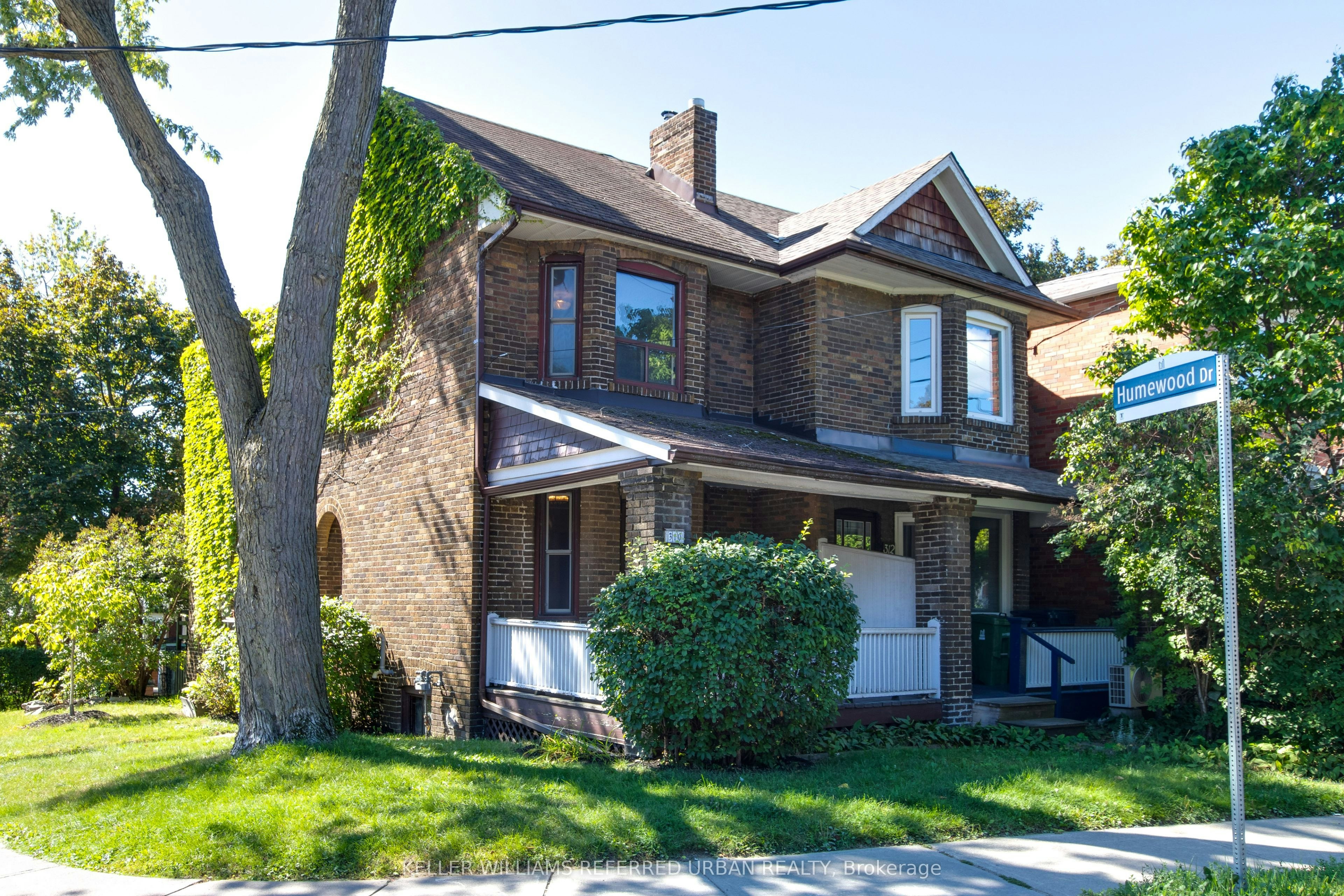310 Vaughan Road, Toronto, ON, M6C 2N6