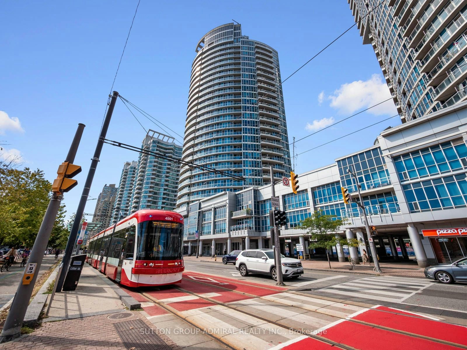 2103-218 Queens Quay Boulevard W, Toronto, ON, M5J 2Y6 - 32