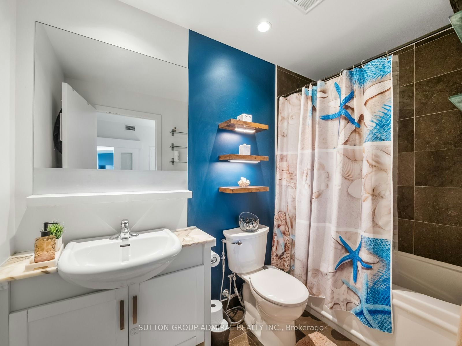 2103-218 Queens Quay Boulevard W, Toronto, ON, M5J 2Y6 - 21