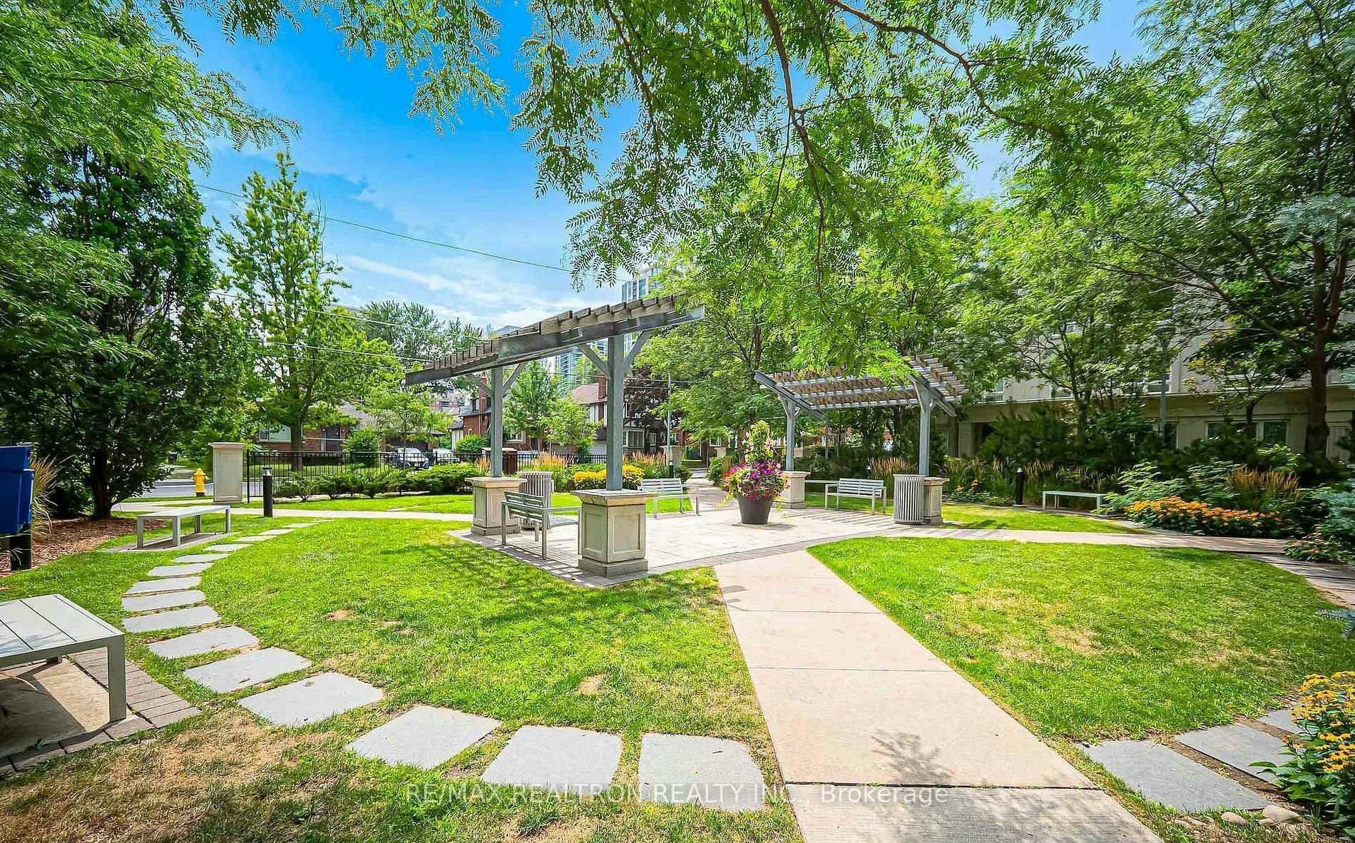 701-17 Anndale Drive, Toronto, ON, M2N 2W7 - 18