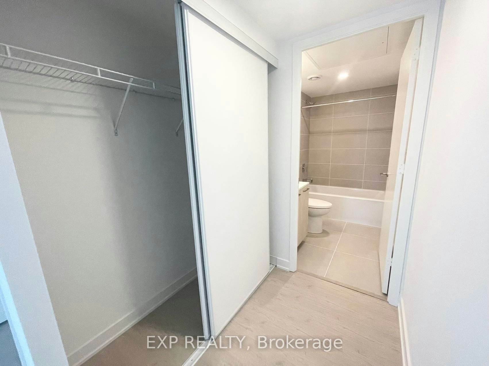 1104-65 Mutual Street, Toronto, ON, M5B 0E5 - 8