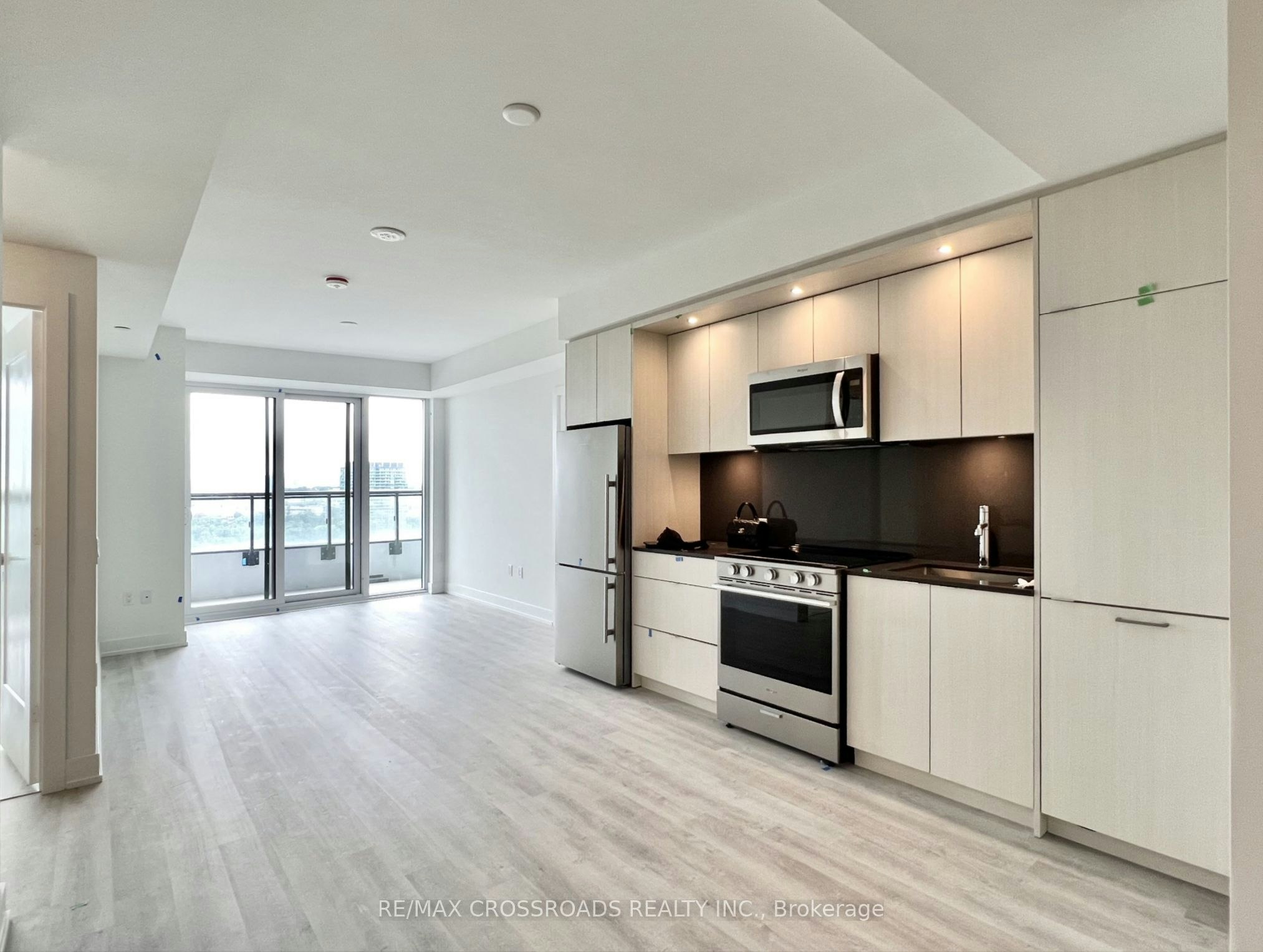 #1333-20 Inn ON The Park Drive, Toronto, ON, M3C 0P8 - 4