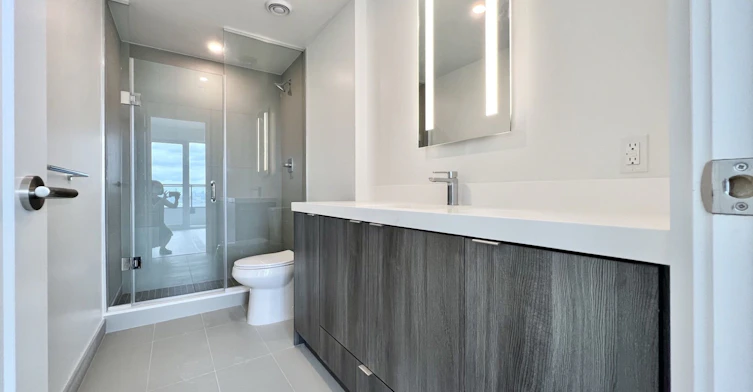 #1333-20 Inn ON The Park Drive, Toronto, ON, M3C 0P8 - 8