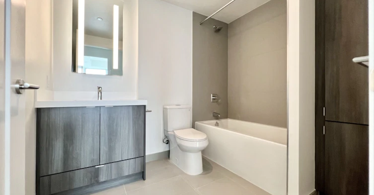 #1333-20 Inn ON The Park Drive, Toronto, ON, M3C 0P8 - 11