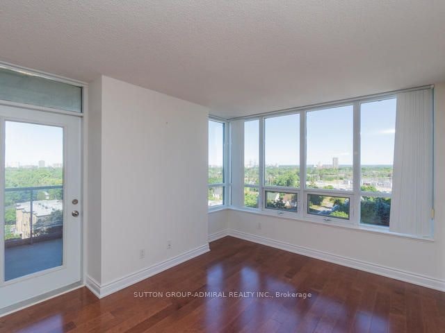 912-15 Greenview Avenue, Toronto, ON, M2M 1R2 - 6