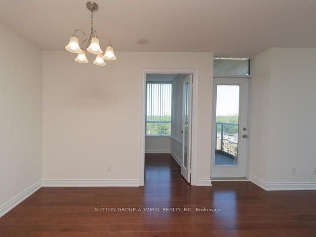 912-15 Greenview Avenue, Toronto, ON, M2M 1R2 - 10