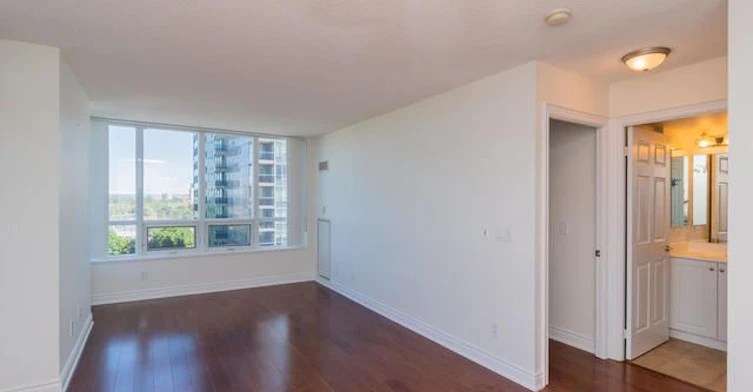 912-15 Greenview Avenue, Toronto, ON, M2M 1R2 - 11