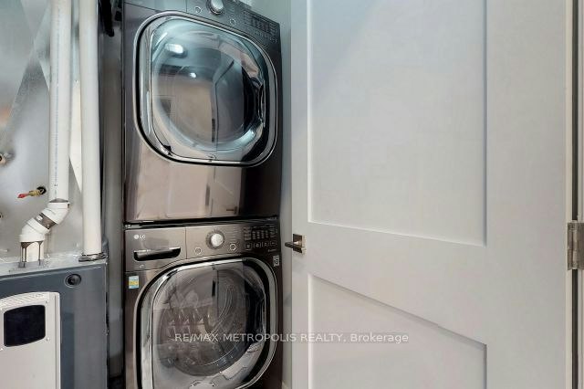 2nd & 3rd Floor-41 Beatrice Street, Toronto, ON, M6J 2T2 - 12