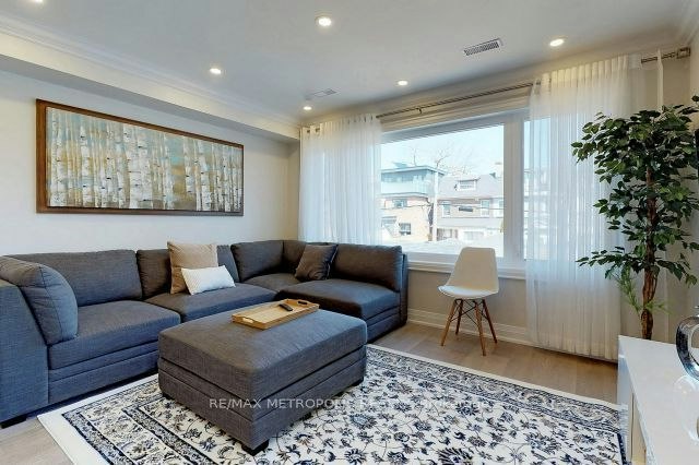 2nd & 3rd Floor-41 Beatrice Street, Toronto, ON, M6J 2T2 - 15