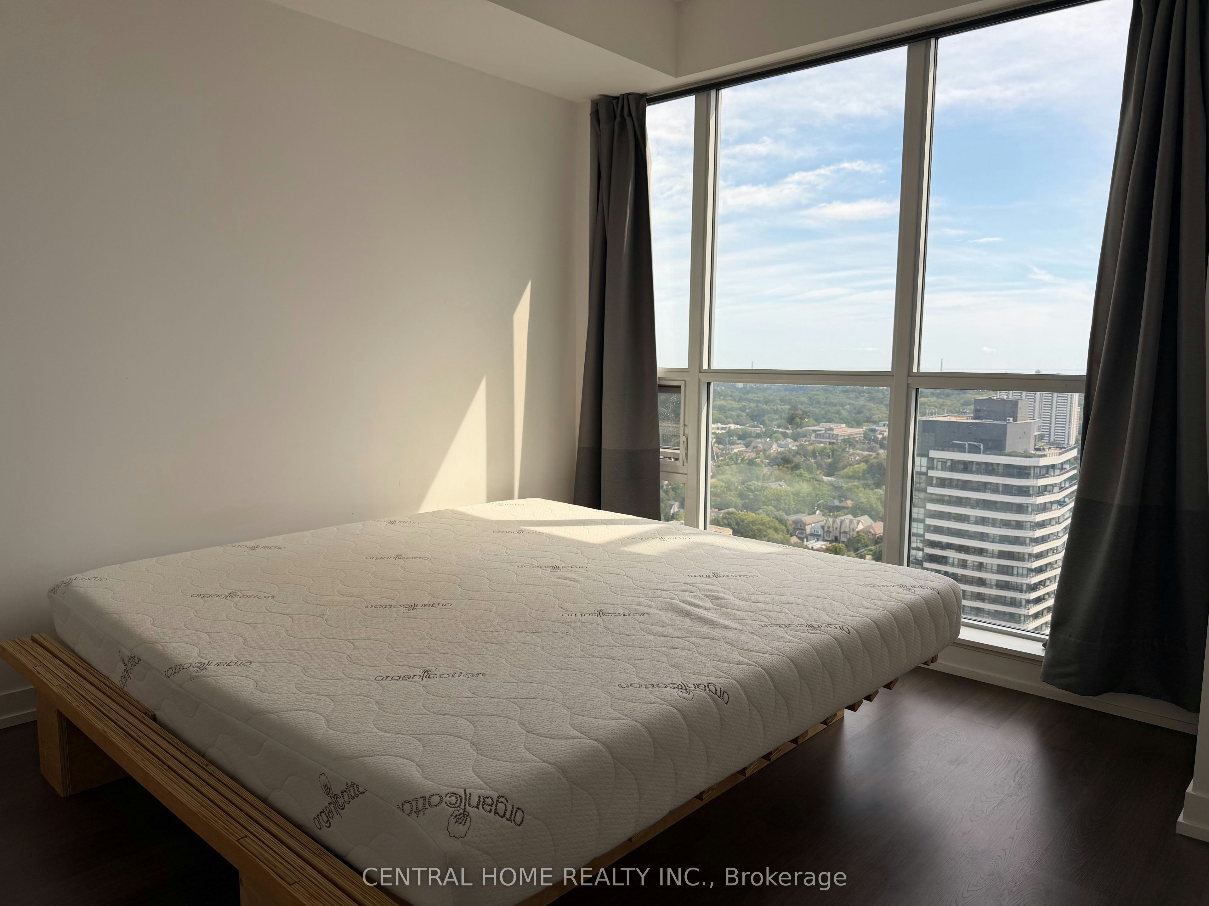 2619-98 Lillian Street, Toronto, ON, M4S 0A5