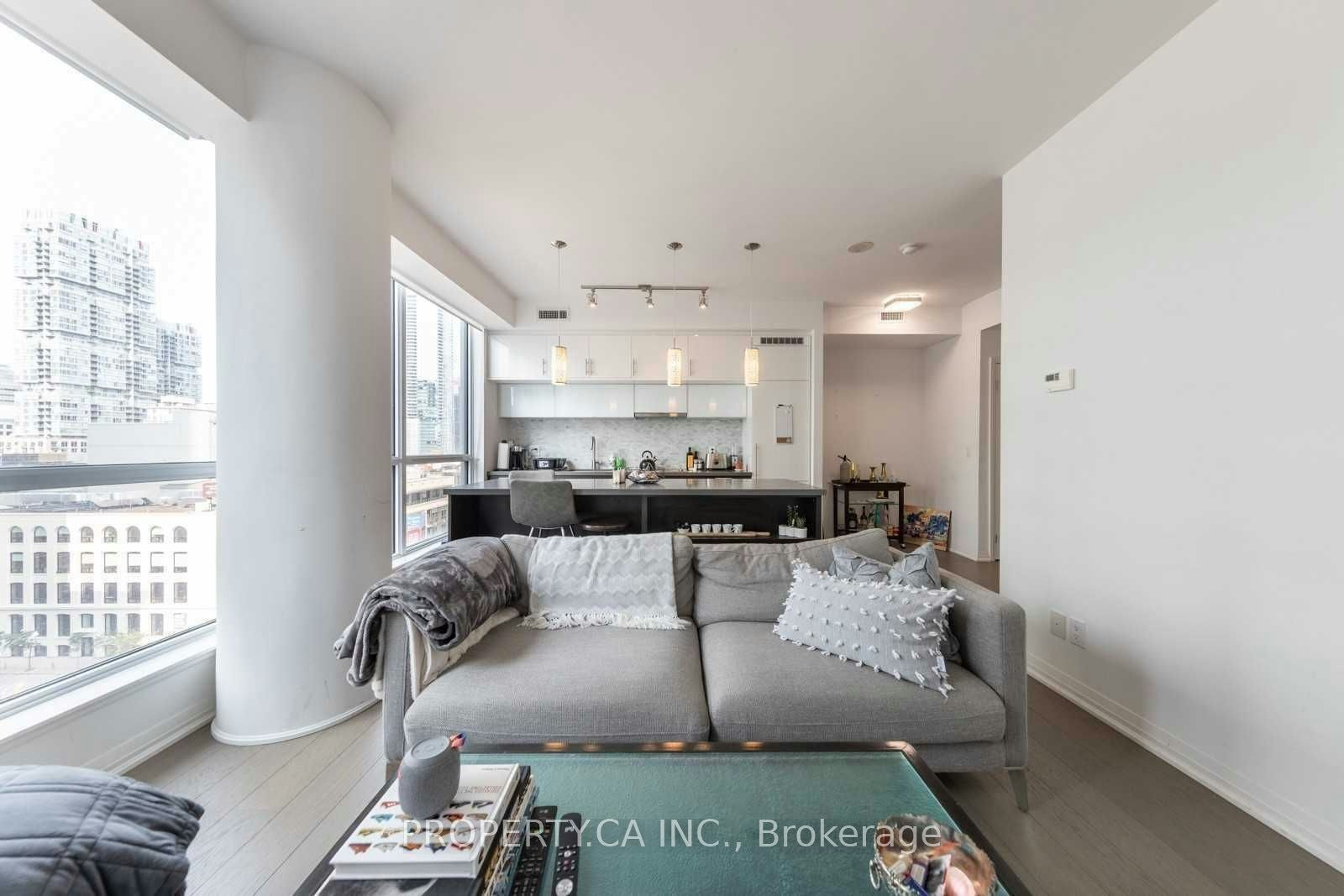 911-8 Mercer Street, Toronto, ON, M5V 0C4 - 8