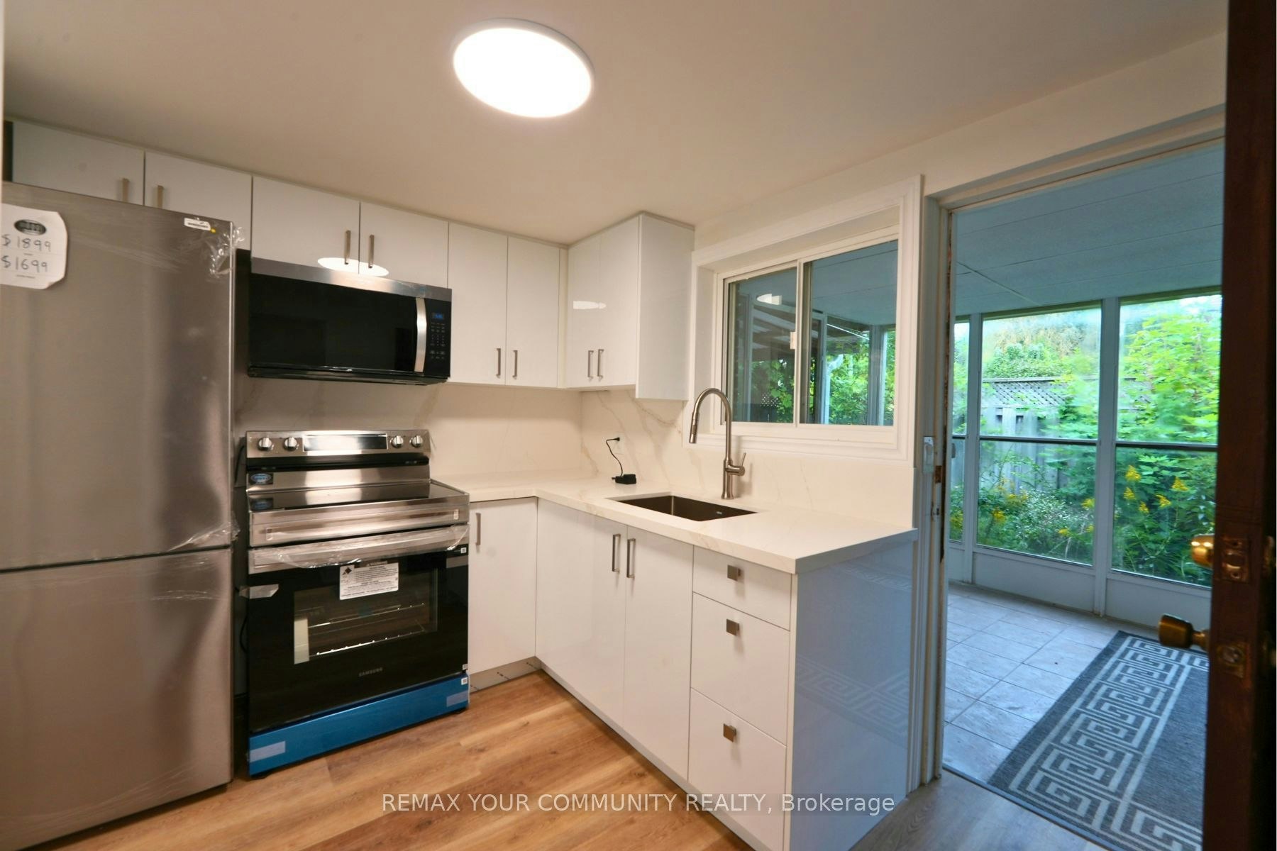 2 Lisburn Crescent, Toronto, ON, M2J 2Z5