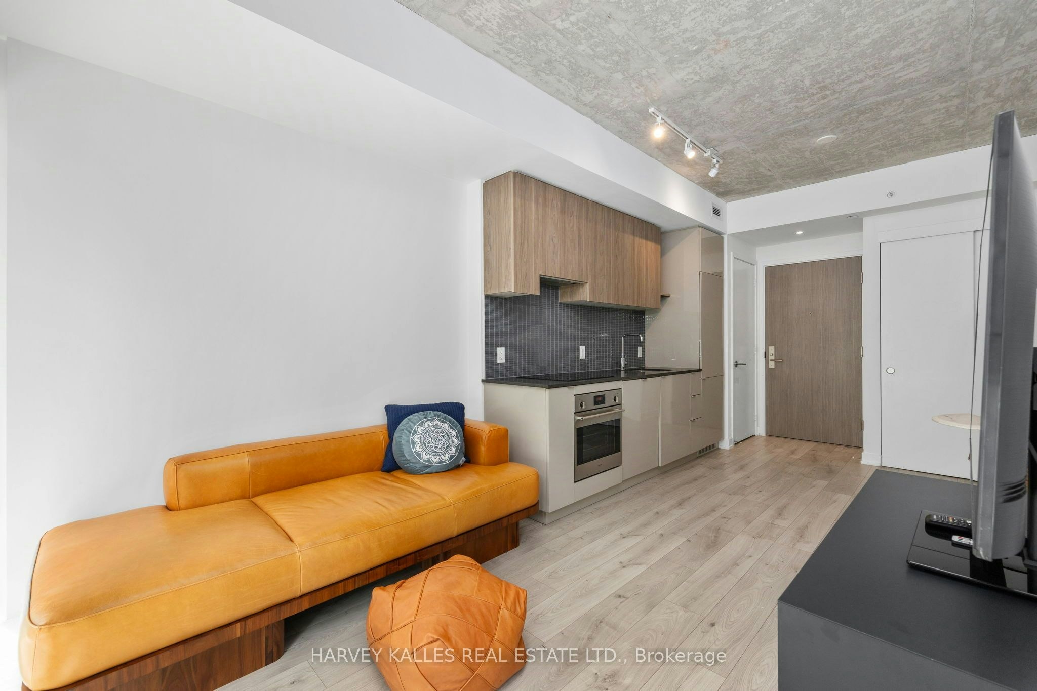 523-161 Roehampton Avenue, Toronto, ON, M4P 0C8 - 6