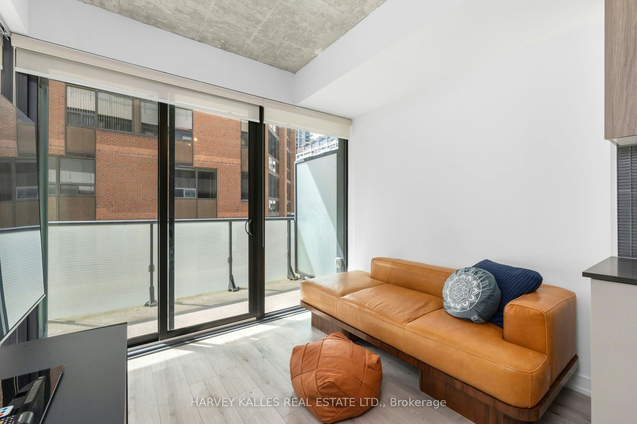 523-161 Roehampton Avenue, Toronto, ON, M4P 0C8 - 5