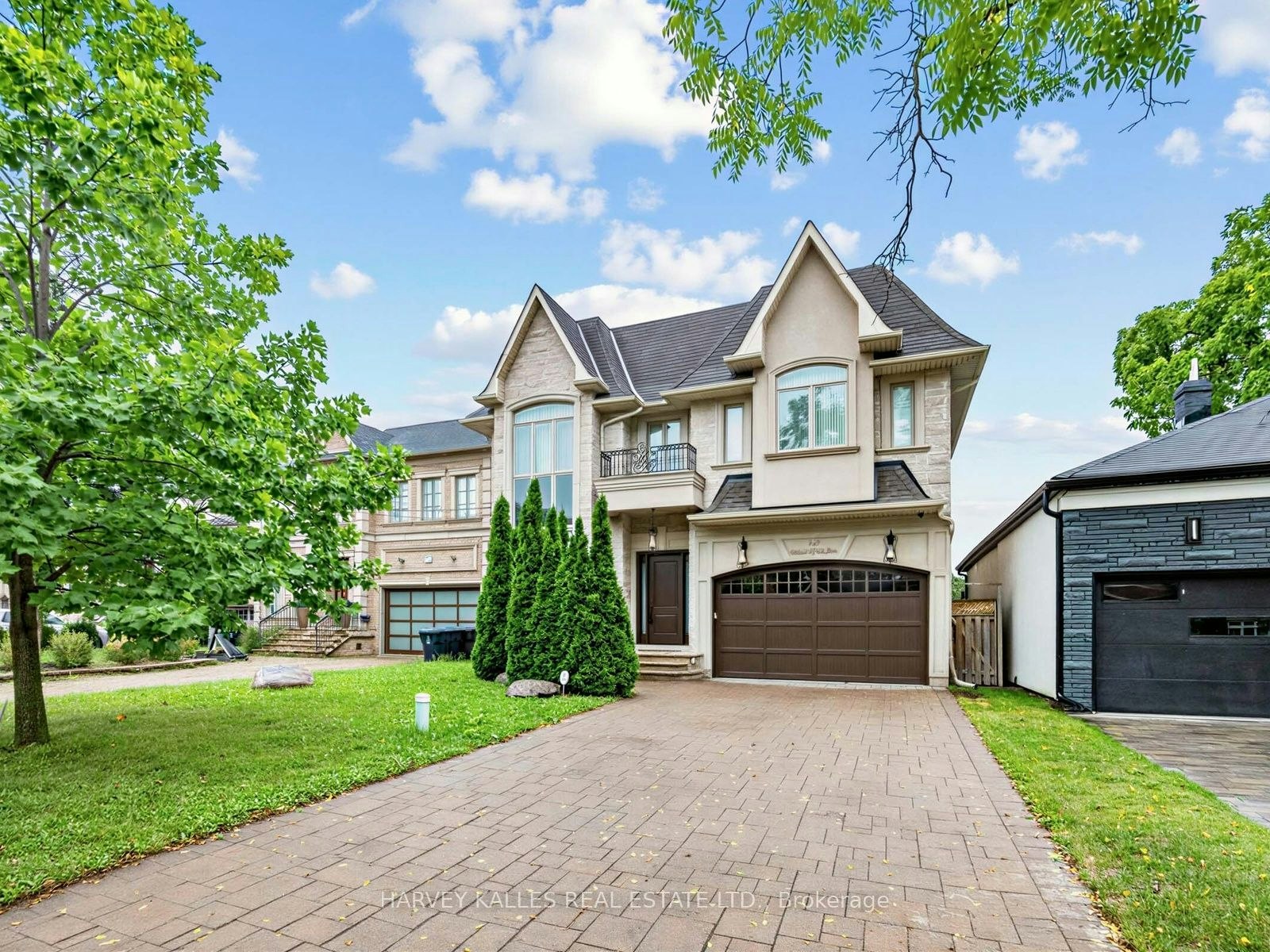 125 Bannockburn Avenue, Toronto, ON, M5M 2N2