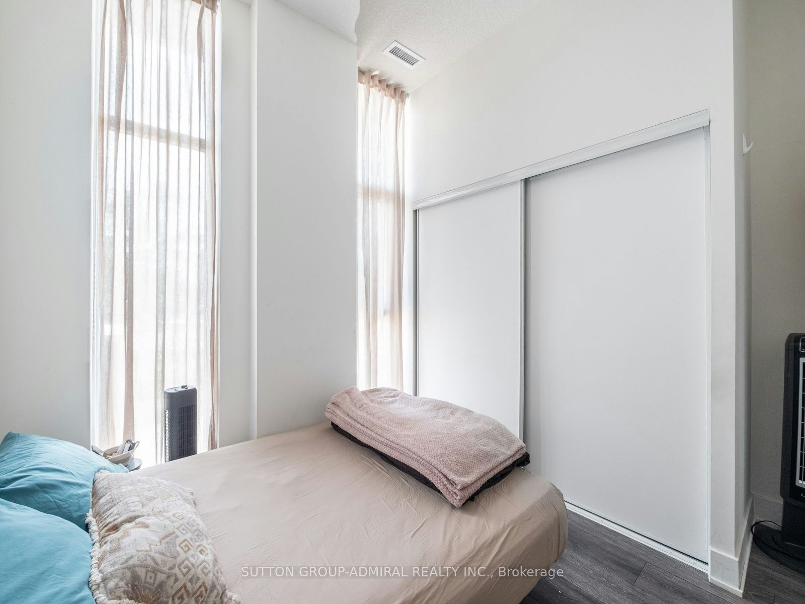 101-188 Fairview Mall Drive, Toronto, ON, M2J 4T1 - 16
