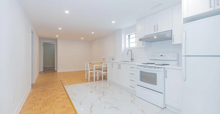 Lower-129 Sexton Crescent, Toronto, ON, M2H 2L7 - 5
