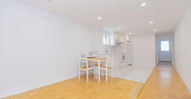 Lower-129 Sexton Crescent, Toronto, ON, M2H 2L7 - 4