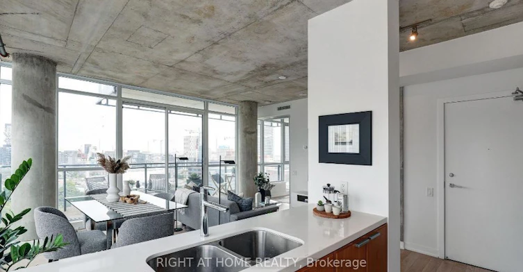 1305-318 King Street E, Toronto, ON, M5A 1K6 - 4