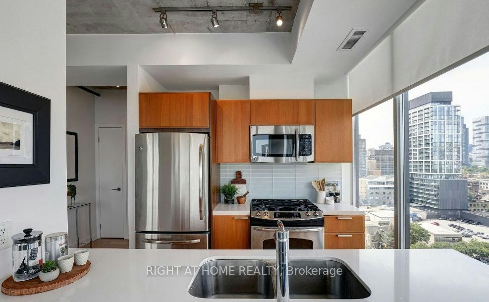1305-318 King Street E, Toronto, ON, M5A 1K6 - 11