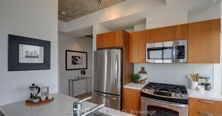 1305-318 King Street E, Toronto, ON, M5A 1K6 - 12