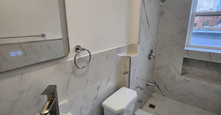 2-498 King Street E, Toronto, ON, M5A 1M1 - 6