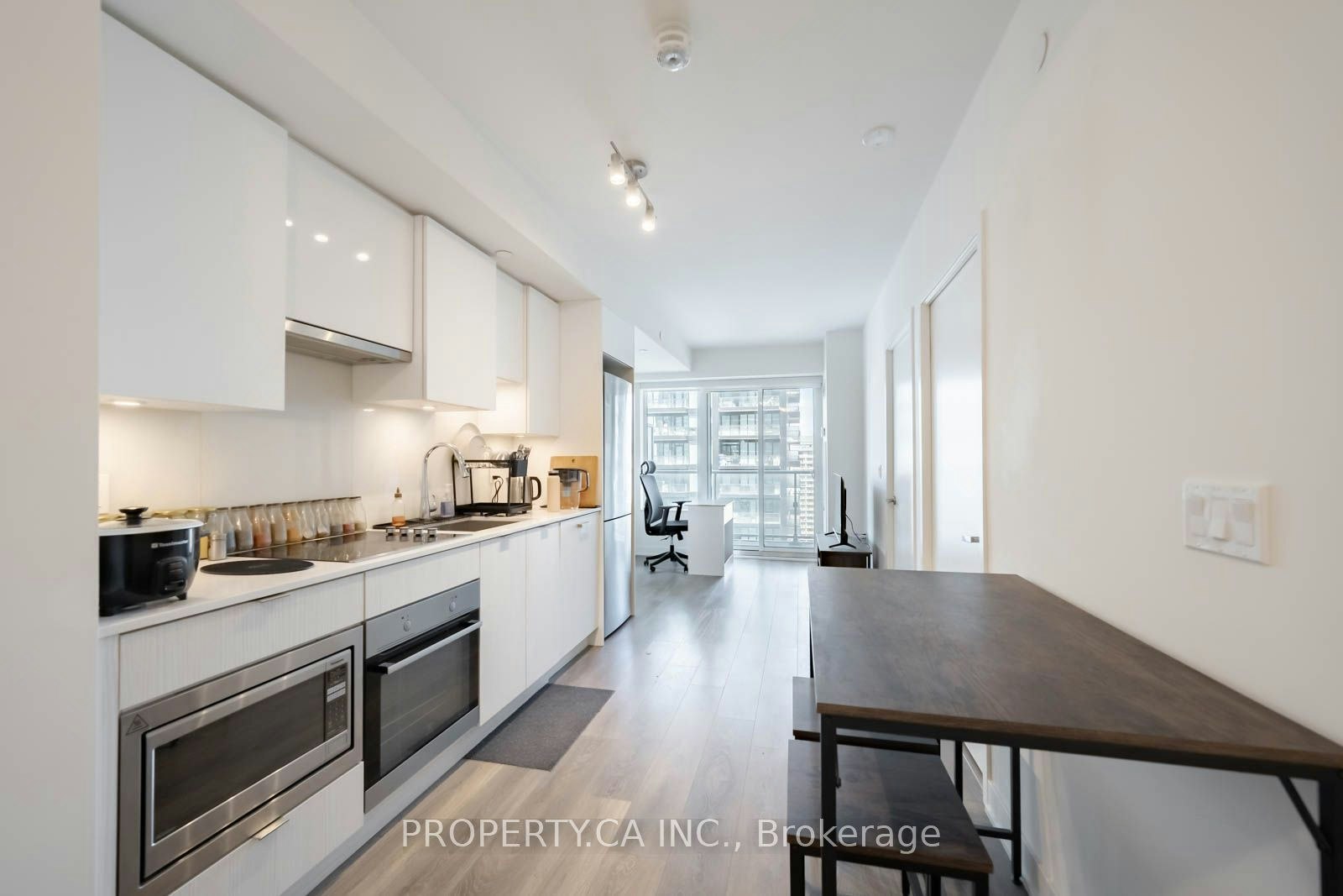 2612-99 Broadway Avenue, Toronto, ON, M4P 0E3