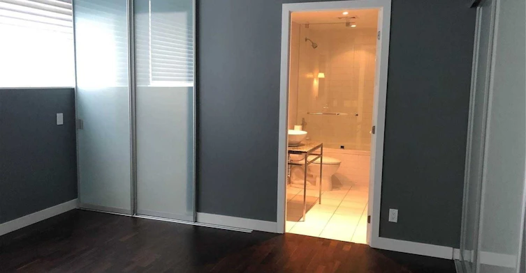 108-75 Portland Street, Toronto, ON, M5V 2M9 - 8