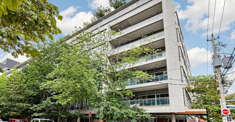 512-66 Portland Street, Toronto, ON, M5V 2M6 - 2