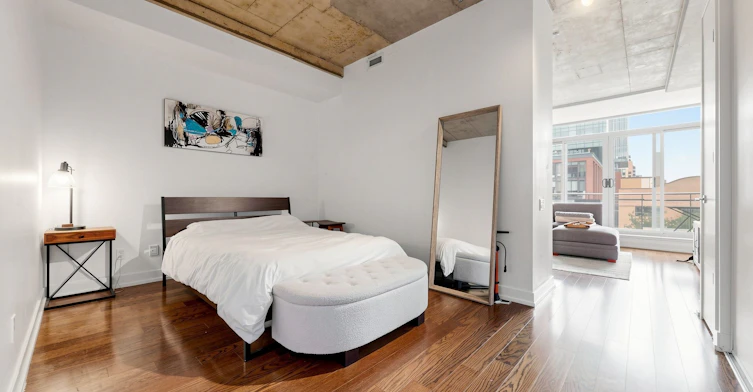512-66 Portland Street, Toronto, ON, M5V 2M6 - 12