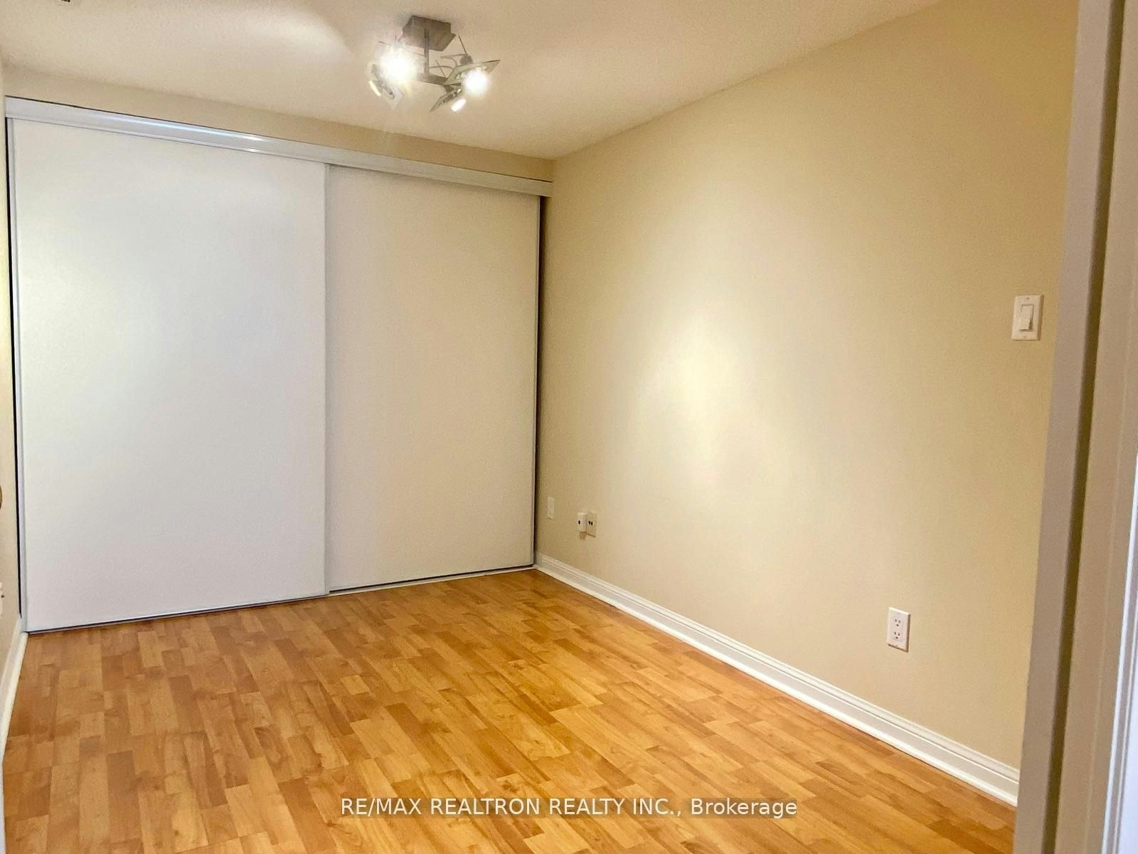 503 Grandview Way, Toronto, ON, M2N 6V4 - 8