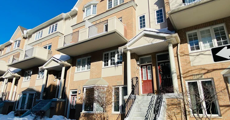 503 Grandview Way, Toronto, ON, M2N 6V4