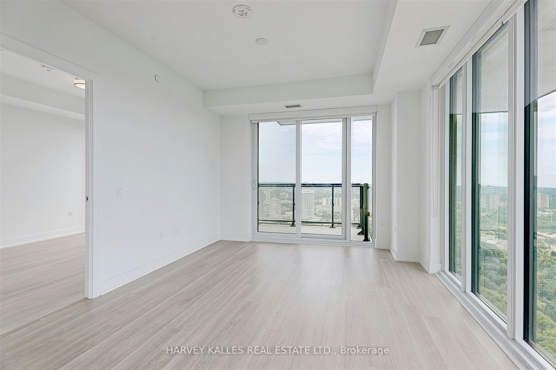 4209-30 Inn ON The Park Drive, Toronto, ON, M3C 0P8 - 23