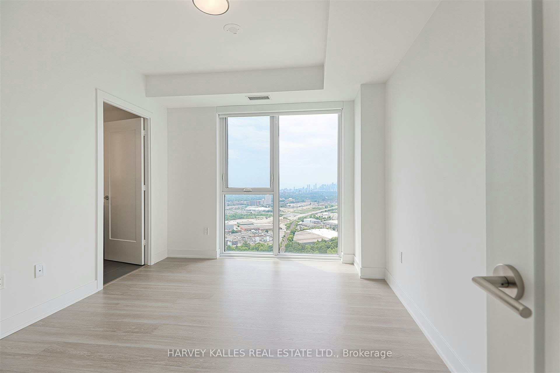 4209-30 Inn ON The Park Drive, Toronto, ON, M3C 0P8 - 29