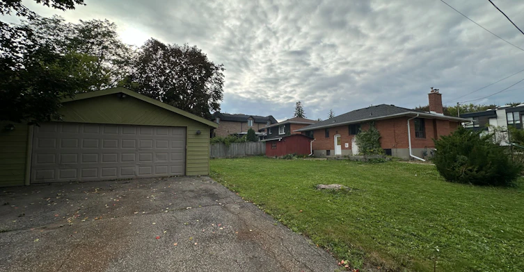 153 Newton Drive, Toronto, ON, M2M 2N4 - 3
