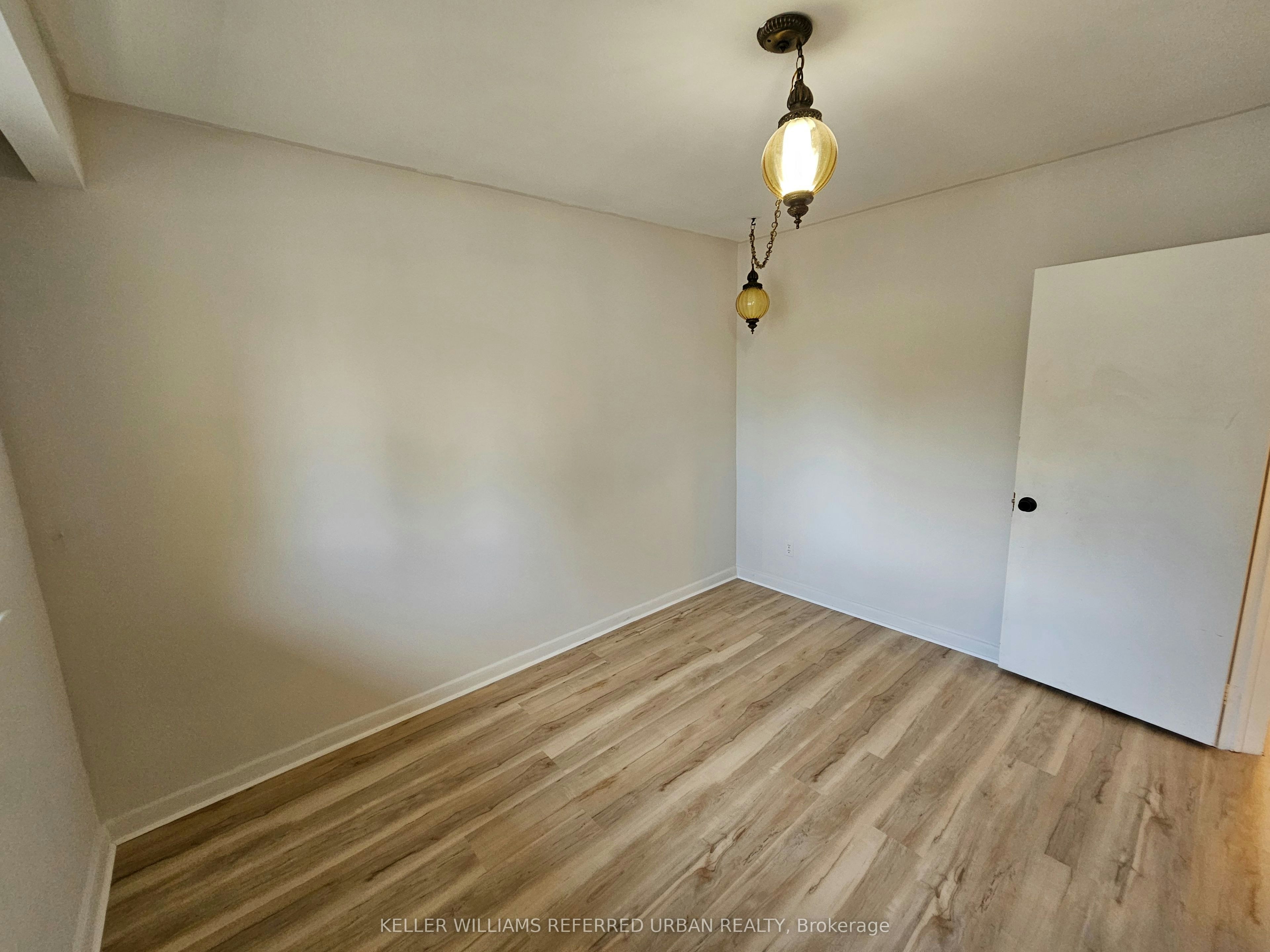 153 Newton Drive, Toronto, ON, M2M 2N4 - 16