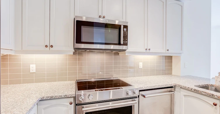 1009-825 Church Street, Toronto, ON, M4W 3Z4 - 13