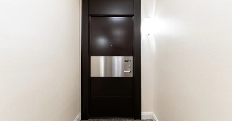 1009-825 Church Street, Toronto, ON, M4W 3Z4 - 6
