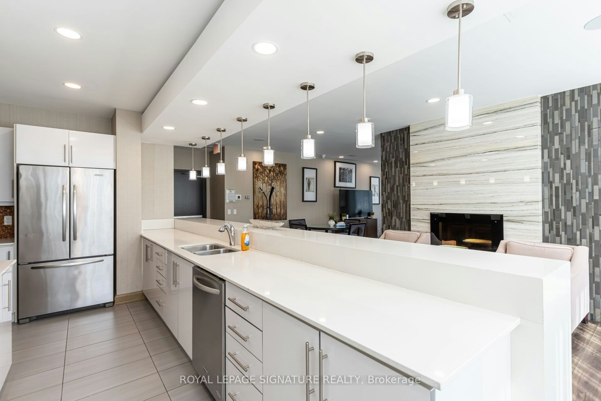 1009-825 Church Street, Toronto, ON, M4W 3Z4 - 32
