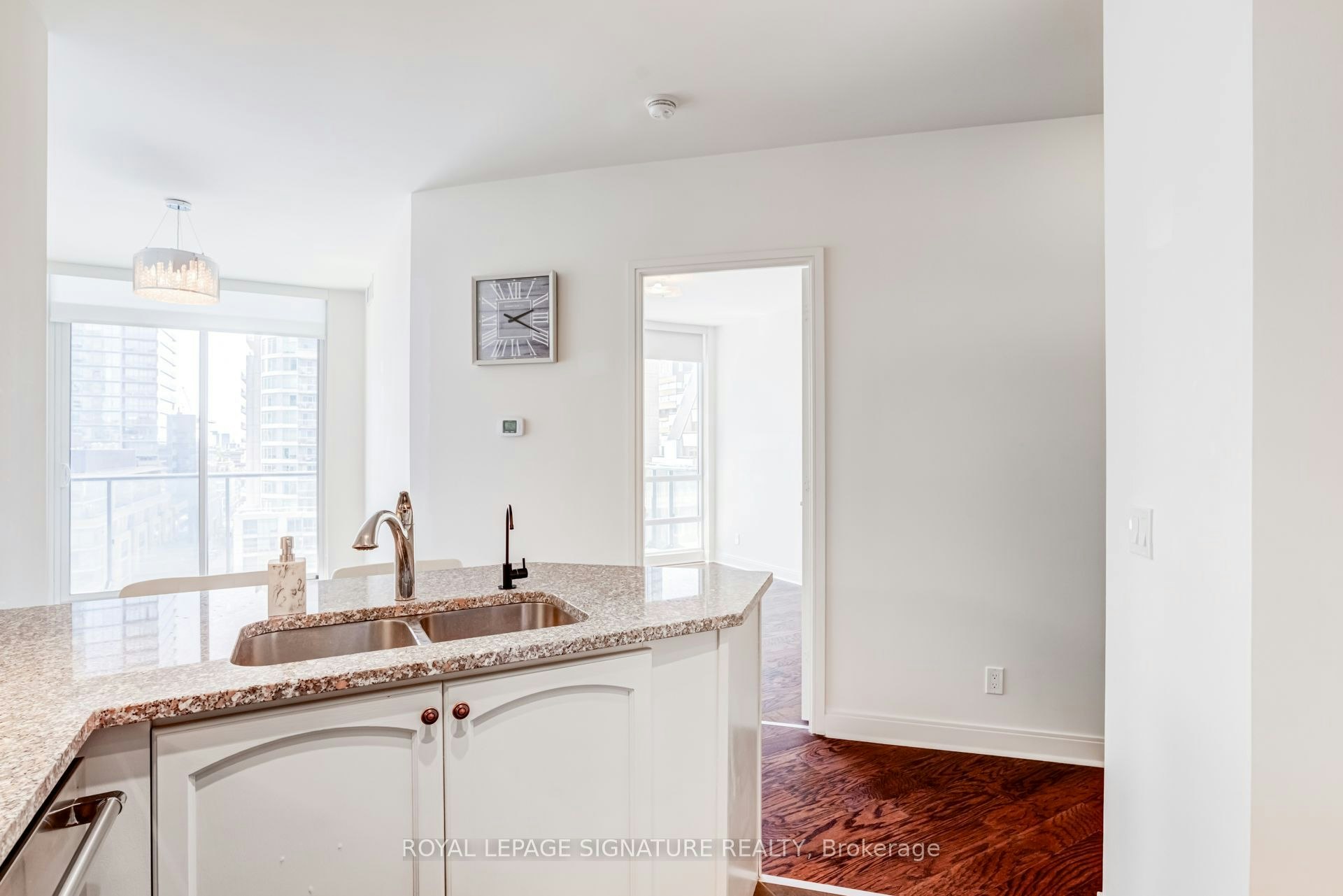 1009-825 Church Street, Toronto, ON, M4W 3Z4 - 15