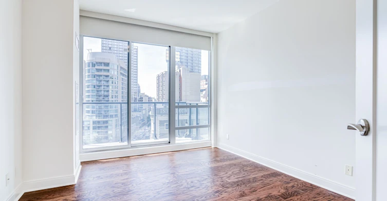 1009-825 Church Street, Toronto, ON, M4W 3Z4 - 21