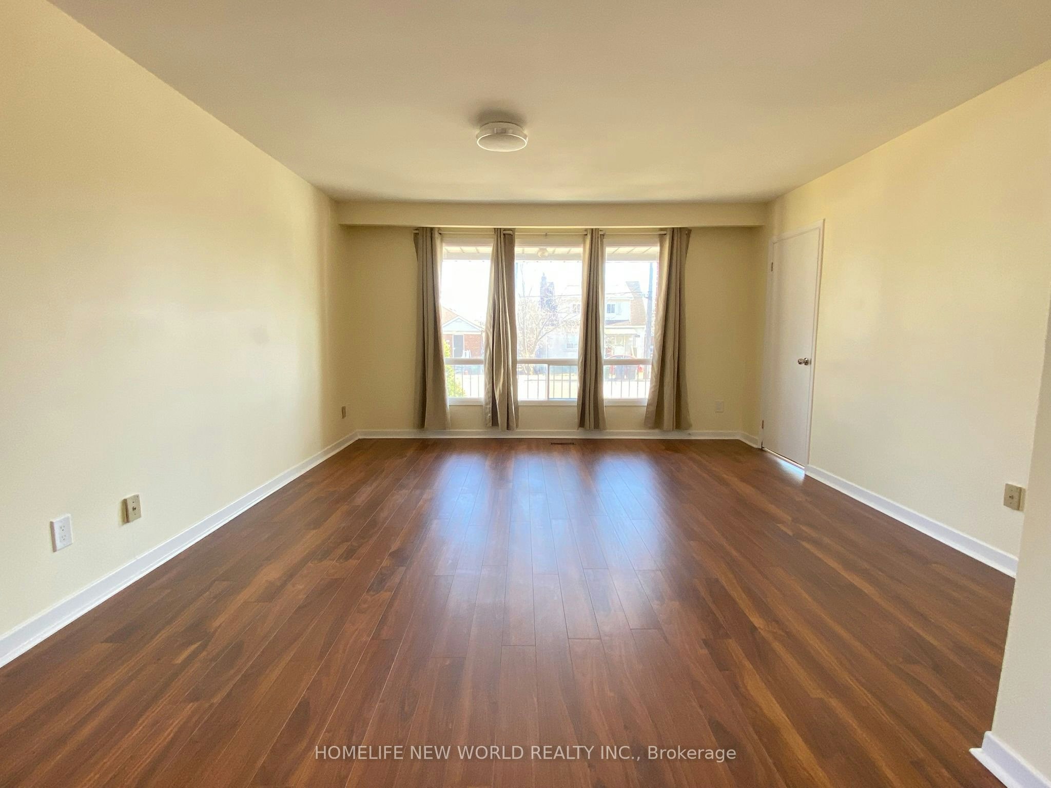 290 Sheppard Avenue W, Toronto, ON, M2N 1N5