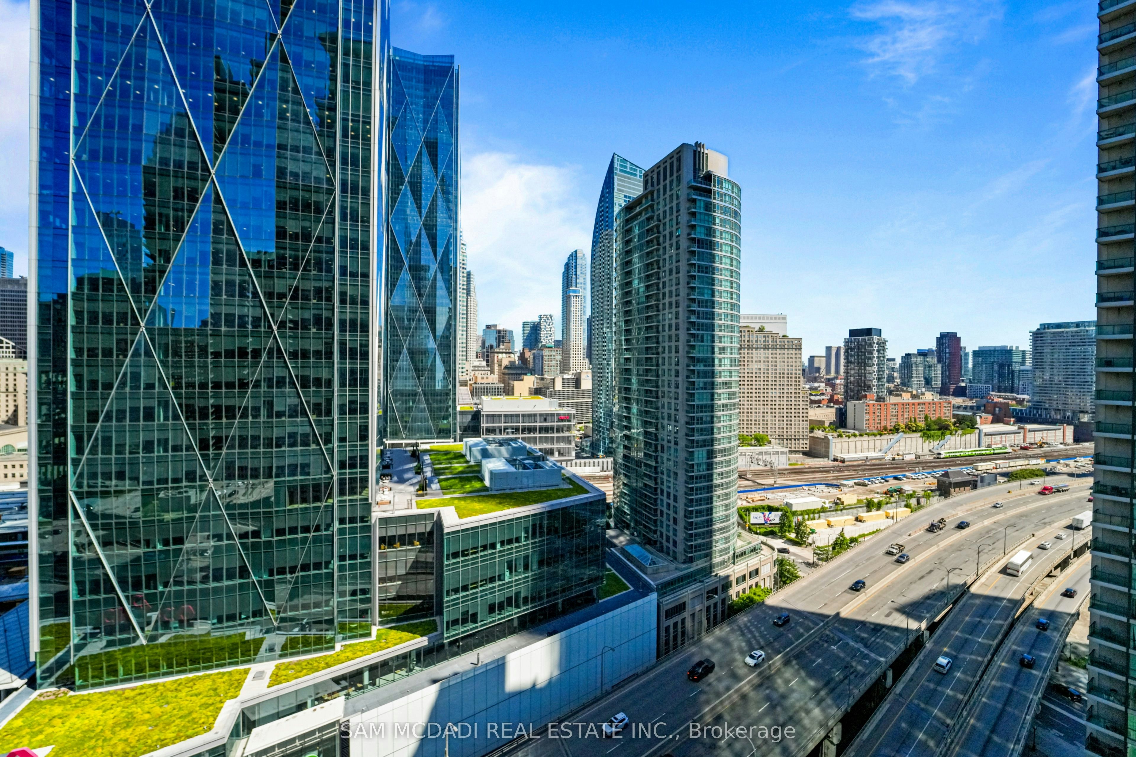 2304-18 Harbour Street, Toronto, ON, M5J 2Z6 - 25
