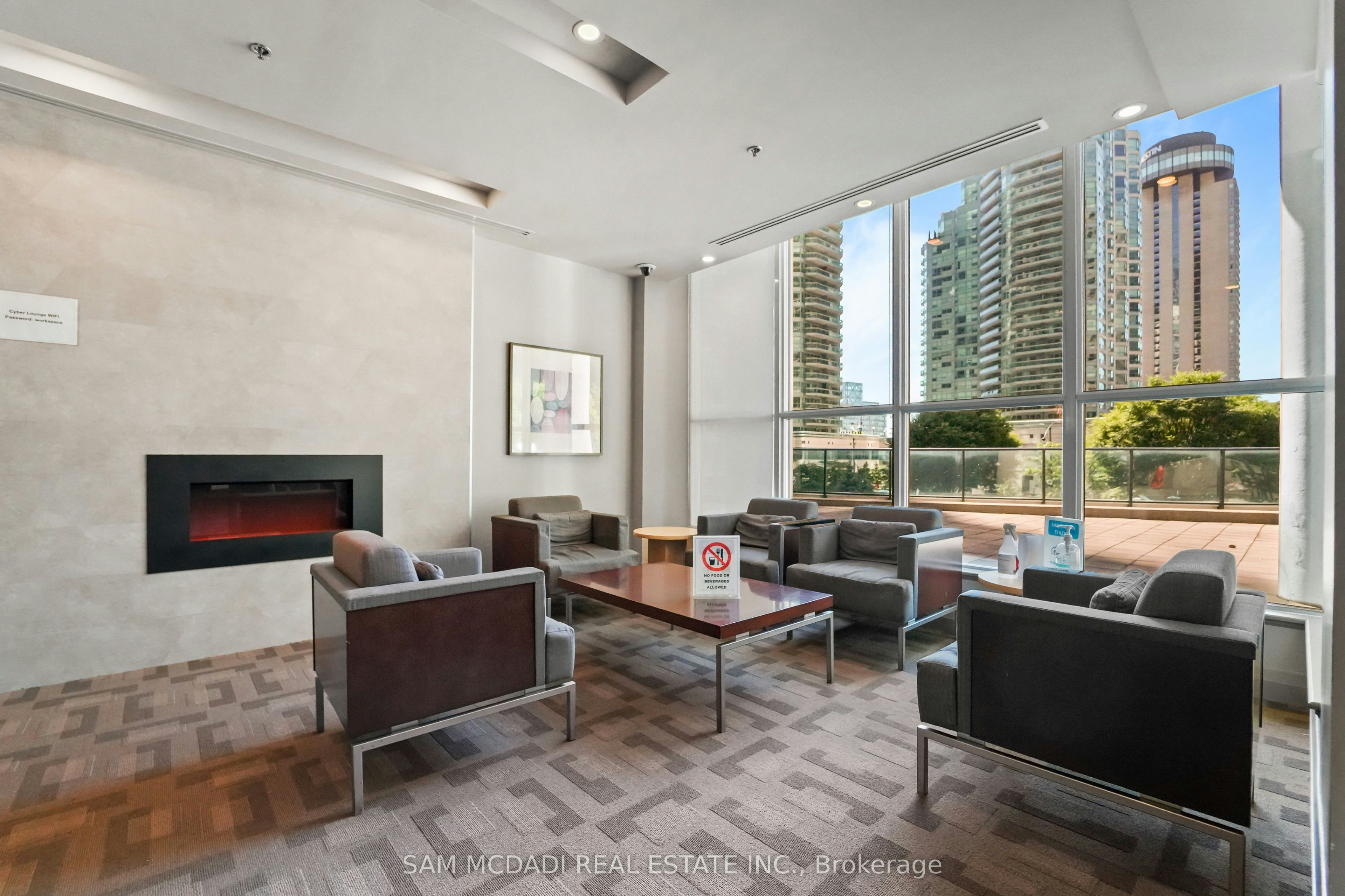 2304-18 Harbour Street, Toronto, ON, M5J 2Z6 - 18