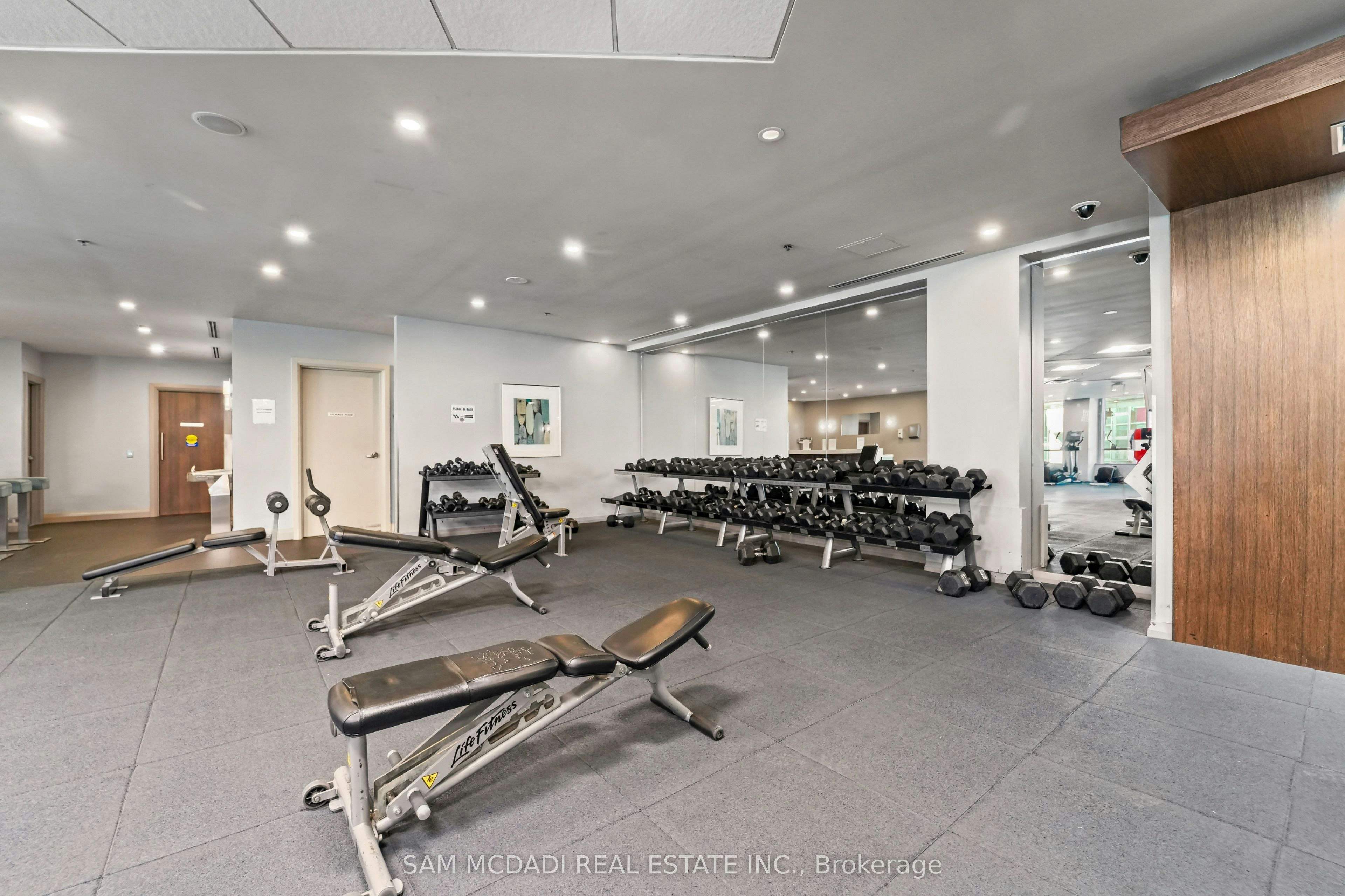 2304-18 Harbour Street, Toronto, ON, M5J 2Z6 - 20