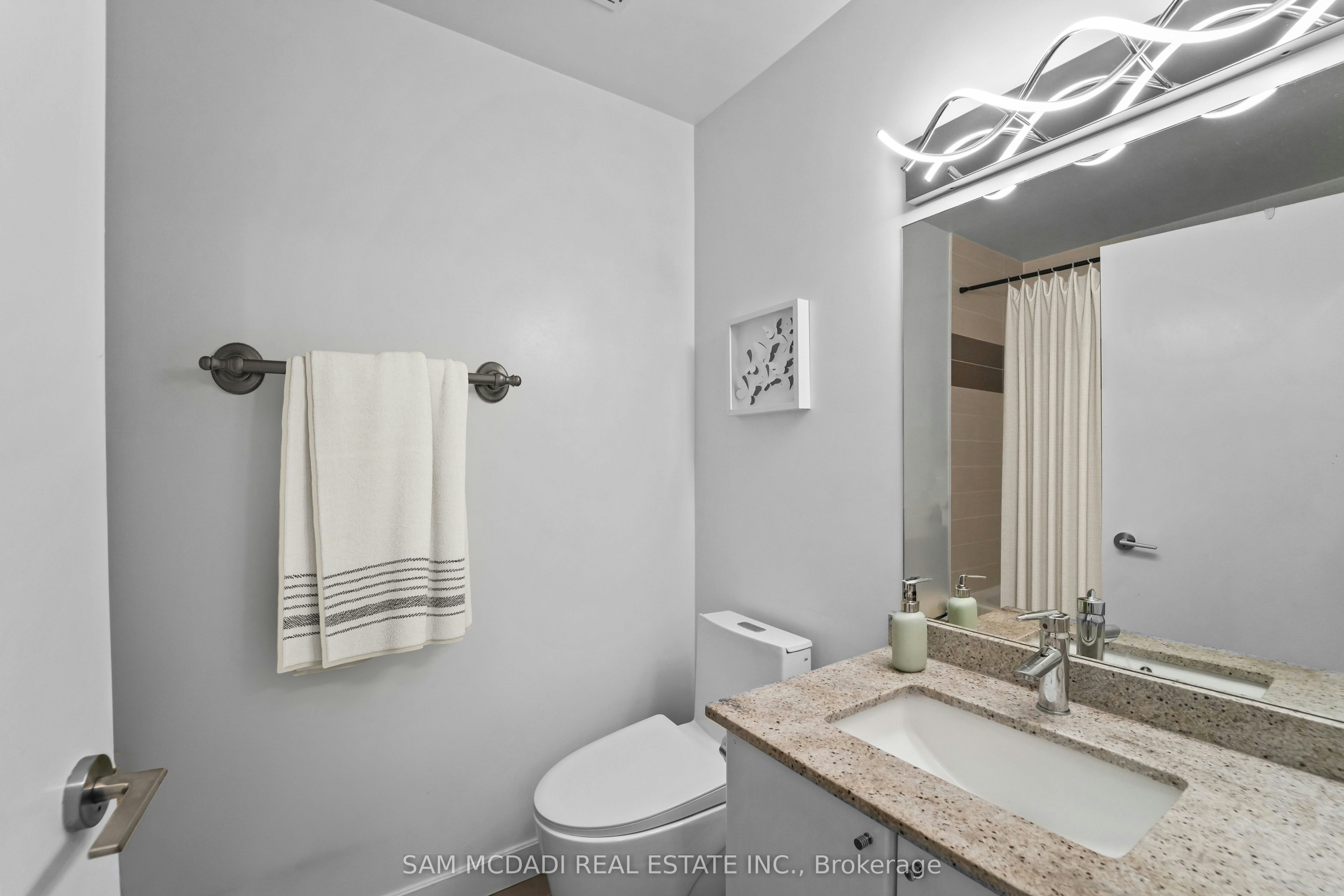 2304-18 Harbour Street, Toronto, ON, M5J 2Z6 - 14