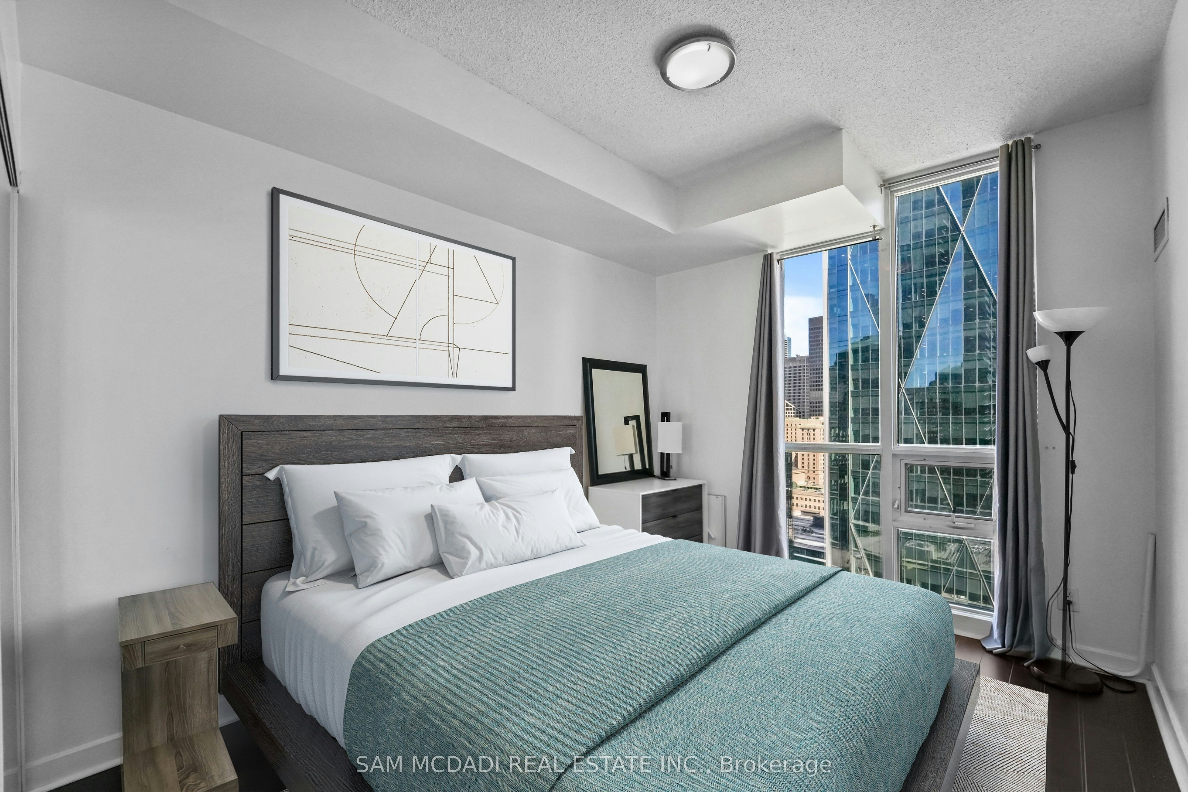 2304-18 Harbour Street, Toronto, ON, M5J 2Z6 - 11