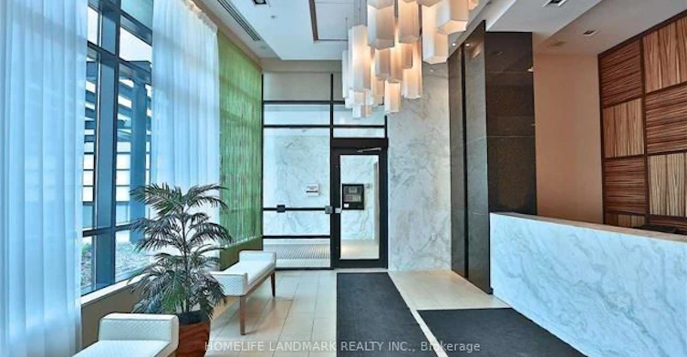 302-5740 Yonge Street, Toronto, ON, M2M 0B1 - 5