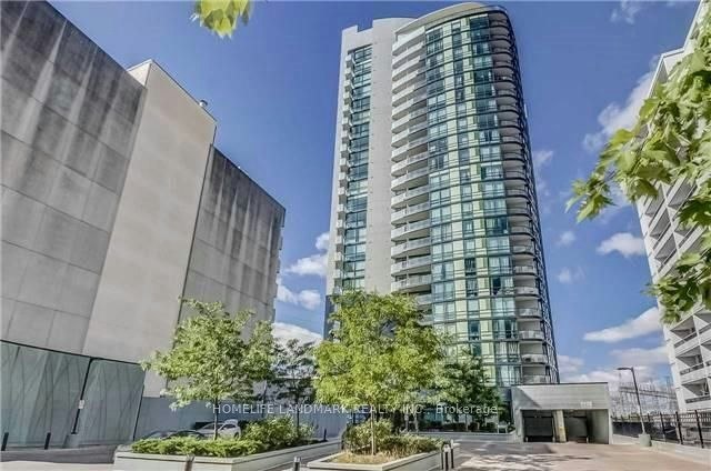302-5740 Yonge Street, Toronto, ON, M2M 0B1